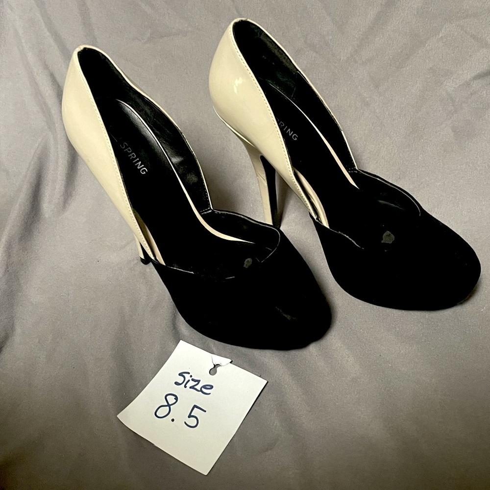 Call It Spring Pumps - Picture 2 of 3